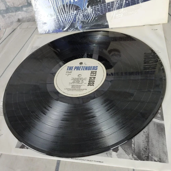 The Pretenders Get  Close Vinyl Album 1986 - Picture 10 of 15